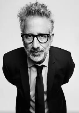 《大卫·巴迪尔：犹太人不算数》：一场黑色幽默的身份认同之旅，笑中带泪的反思！